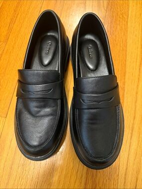 Quince Black Lug Sole Leather Loafers